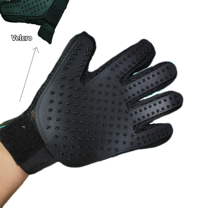 Cat and Dog Grooming Glove.